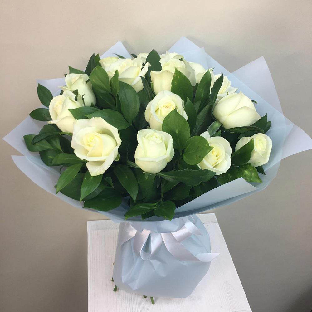 Букет 15 Белых роз Проуд в Жуковке
