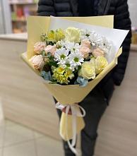 Букет цветов из:  Альстромерии, Розы и Хризантемы #REPLACE_PRED# Жуковке