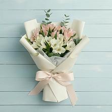 Букет цветов из:  Альстромерии #REPLACE_PRED# Жуковке