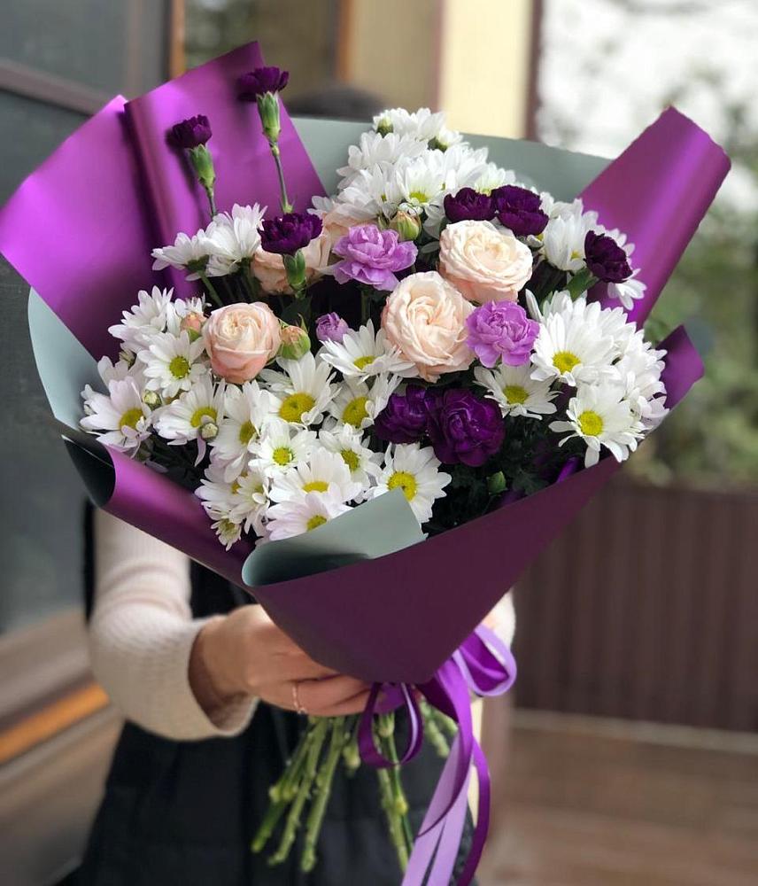 Букет цветов из: Хризантемы, Гвоздики и Розы в Жуковке