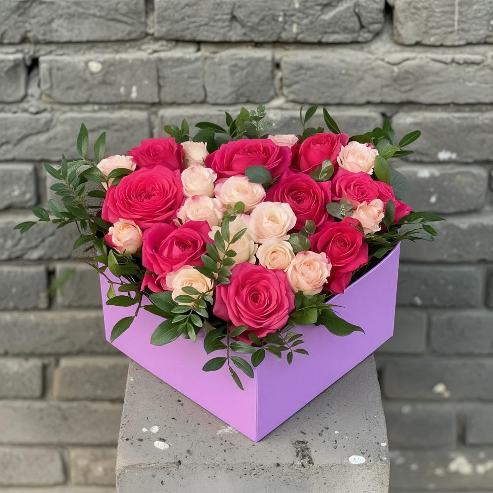 Цветочная композиция из Розы в коробке в Жуковке
