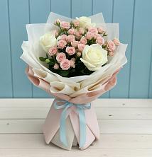 Букет цветов из:  Розы в Жуковке
