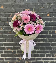 Букет цветов из:  Герберы и Хризантемы #REPLACE_PRED# Жуковке