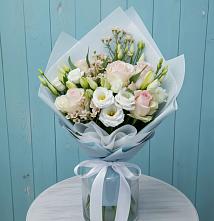 Букет цветов из:  Розы и Лизиантусы #REPLACE_PRED# Жуковке