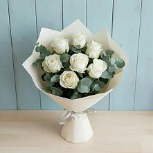 Букет Белые розы в Эвкалипте в Жуковке